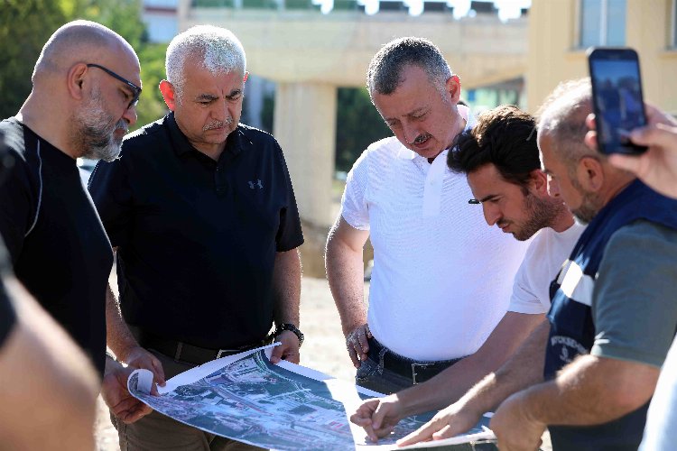 Kocaeli'de Başkan Büyükakın'dan yerinde inceleme