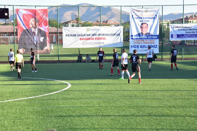 Muharrem Zeyno anısına futbol turnuvası