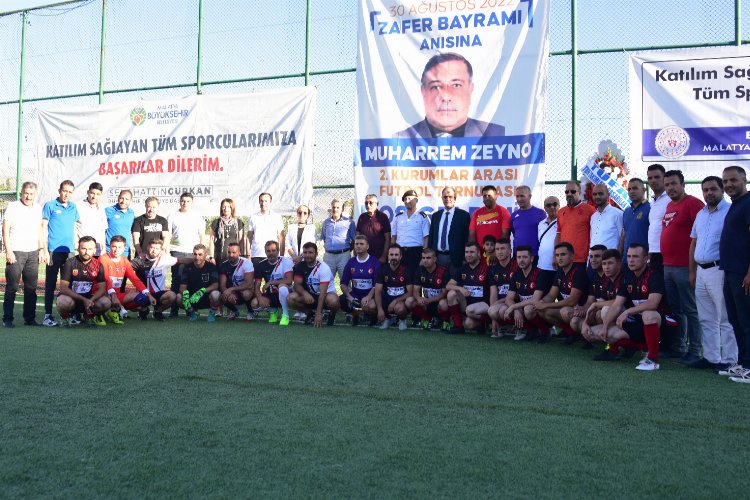 Muharrem Zeyno anısına futbol turnuvası