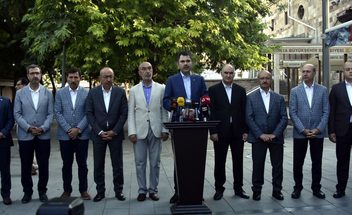 Murat Kurum'dan sağlık camiasına destek açıklaması