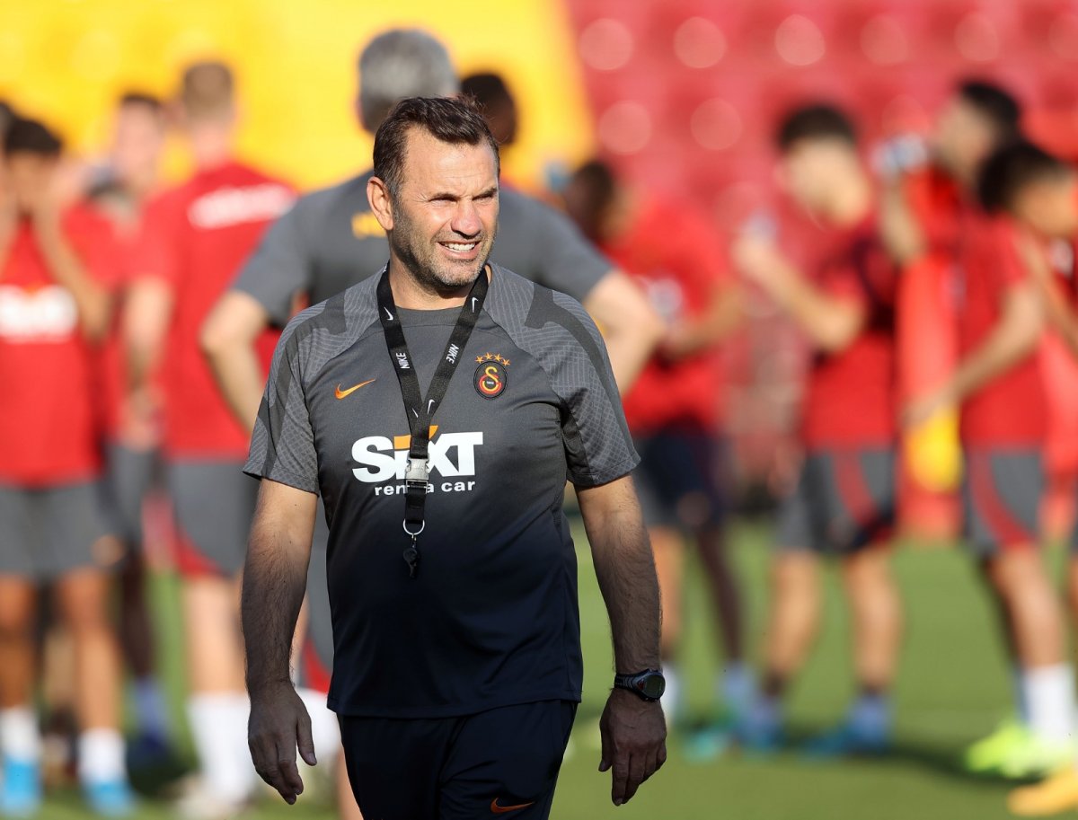 Okan Buruk'tan transfer açıklamaları