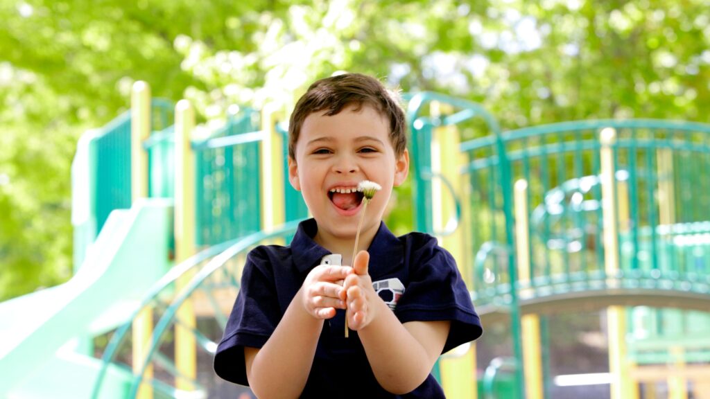 Otizmin İlk Belirtisine Dikkat!