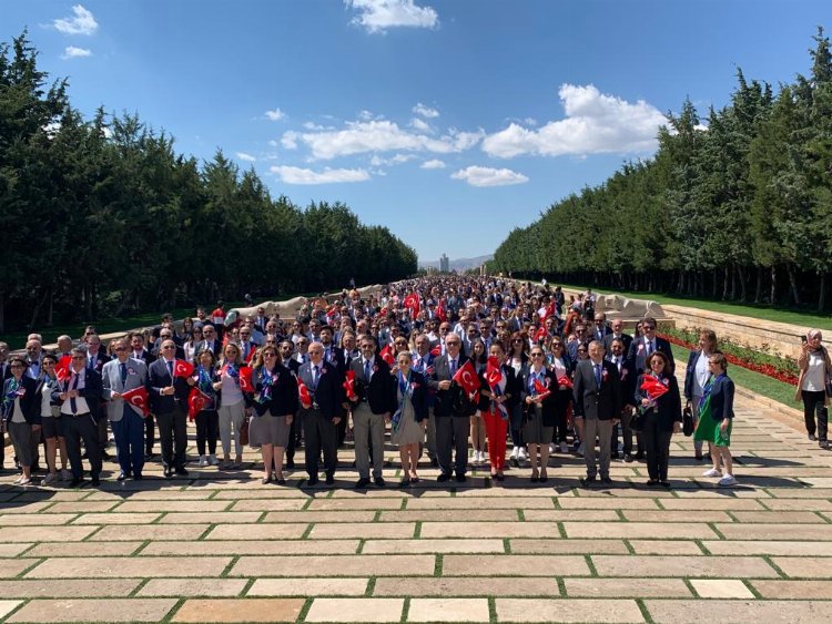 Rotaryenler Anıtkabir'de