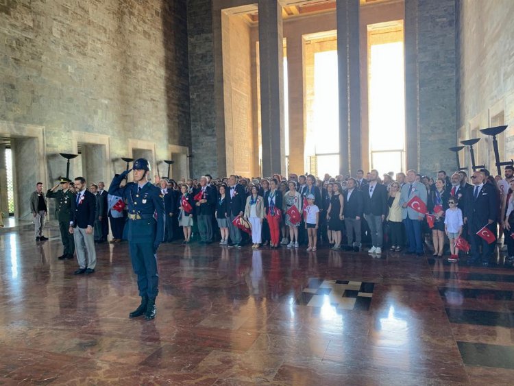 Rotaryenler Anıtkabir'de