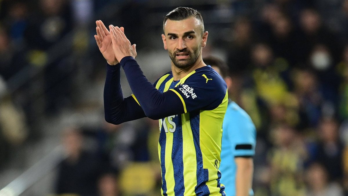 Serdar Dursun Fenerbahçe&#039;den ayrılmak istiyor