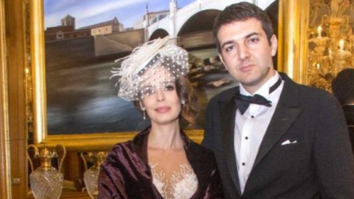 Şiddet iddiası vardı! Pelin Batu&#039;nun boşandığı eşi aslında kim?