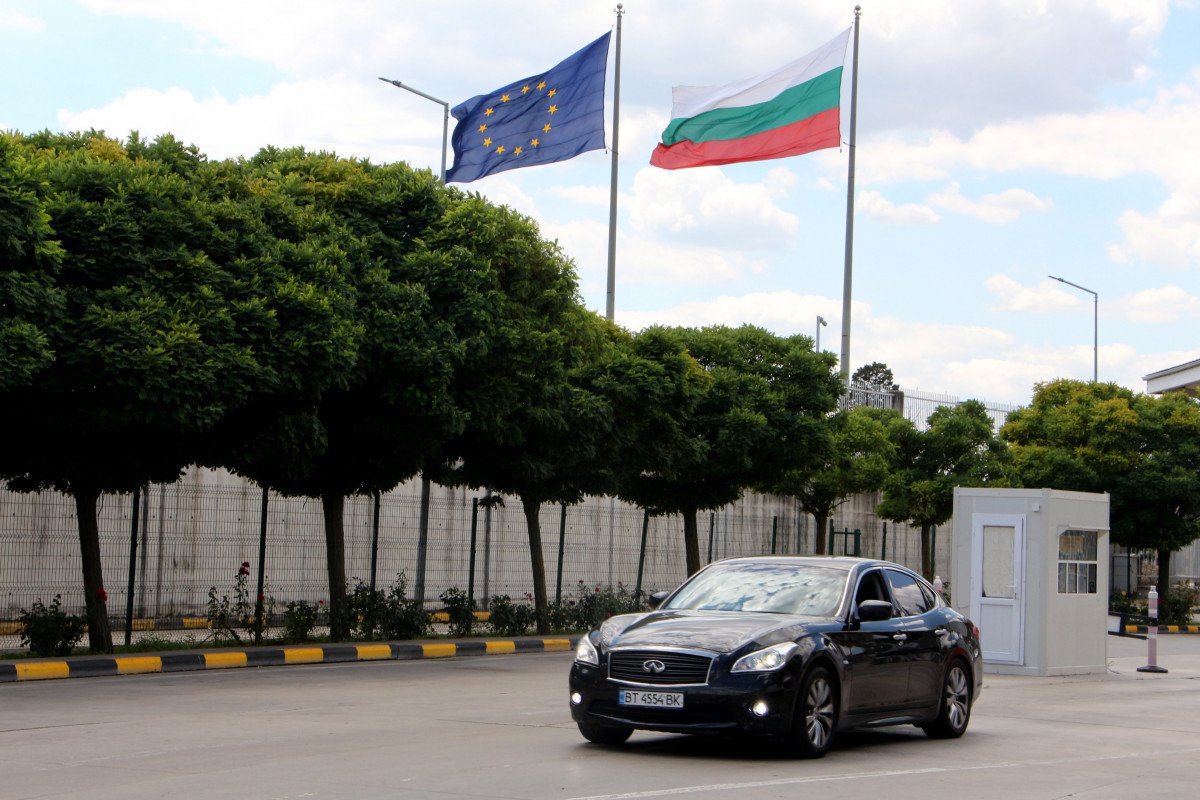 Sınır kapılarında yoğunluk var