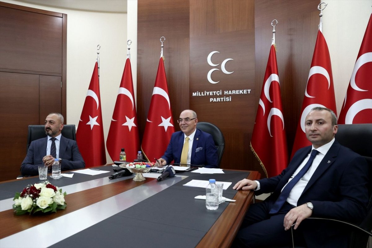 Siyasi partilerin bayramlaşma programı