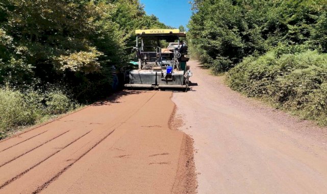 Büyükşehir'de kendi ürettiği asfaltı kullanıyor
