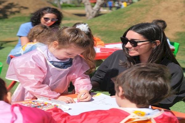 Dünya nüfusunun yüzde 43’ü iki dili aynı akıcılıkta konuşuyor