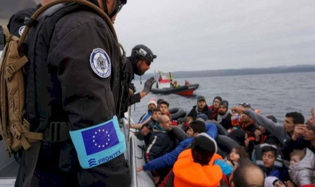 Frontex, sığınmacıların Türk karasularına geri itilmesinde Yunanistan'a yardım ediyor