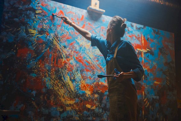 Girişimcilik becerisi edinmeyen sanatçılar kariyerlerinde zorlanıyor