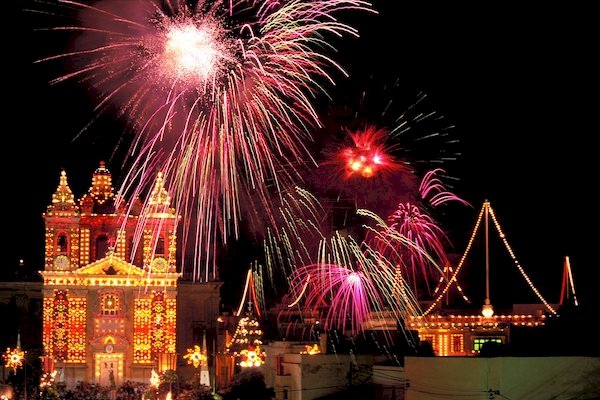 Malta, festivalleriyle yalnız turizm değil kültür destinasyonları arasında yer alıyor