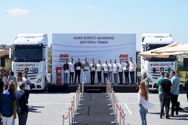 Mars Sürücü Akademisi ilk mezunlarını verdi