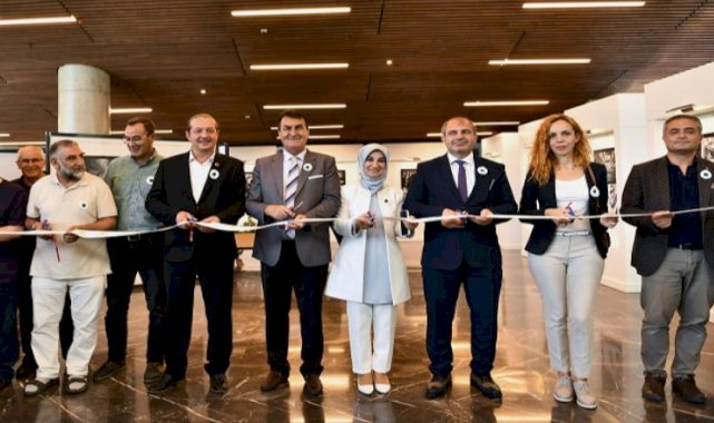 Srebrenitsa katliamı'nın şehitleri Bursa Osmangazi'de fotoğraflarla anıldı