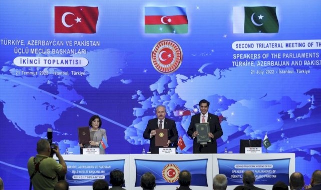 Türkiye, Azerbaycan ve Pakistan parlamento başkanları İstanbul Beyannamesi'ni imzaladı