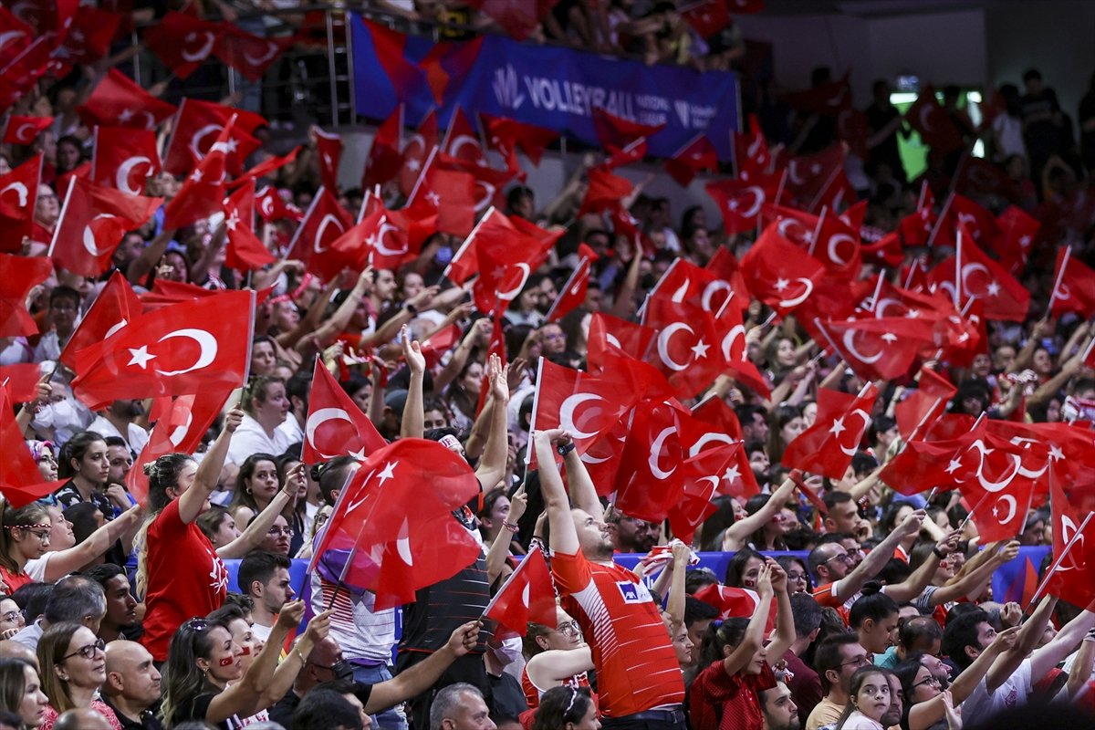 Tayland'ı yenen Filenin Sultanları, Milletler Ligi'nde yarı finalde