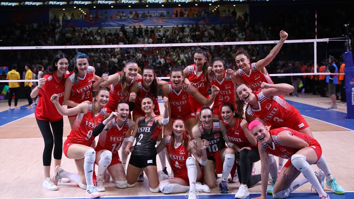 Tayland&#039;ı yenen Filenin Sultanları, Milletler Ligi&#039;nde yarı finalde