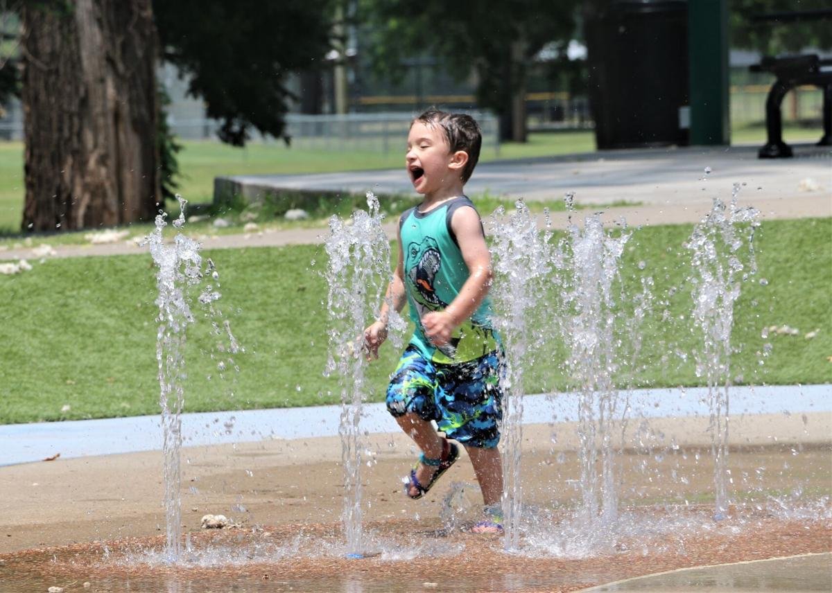Vakanüvis, geçmiş tarihlerde yaşanan sıcak havaları yazdı