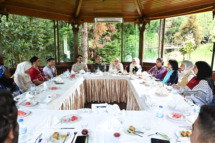 Yabancı öğrencilerle Bursa’da bayram sevinci