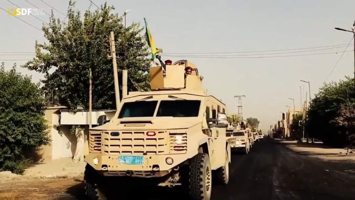 YPG'nin Türkiye korkusu: Sınıra yığınak yapmaya başladılar