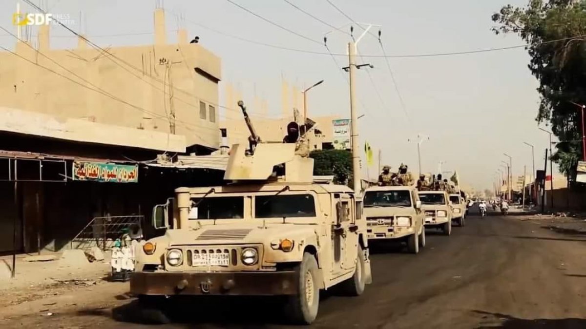 YPG'nin Türkiye korkusu: Sınıra yığınak yapmaya başladılar