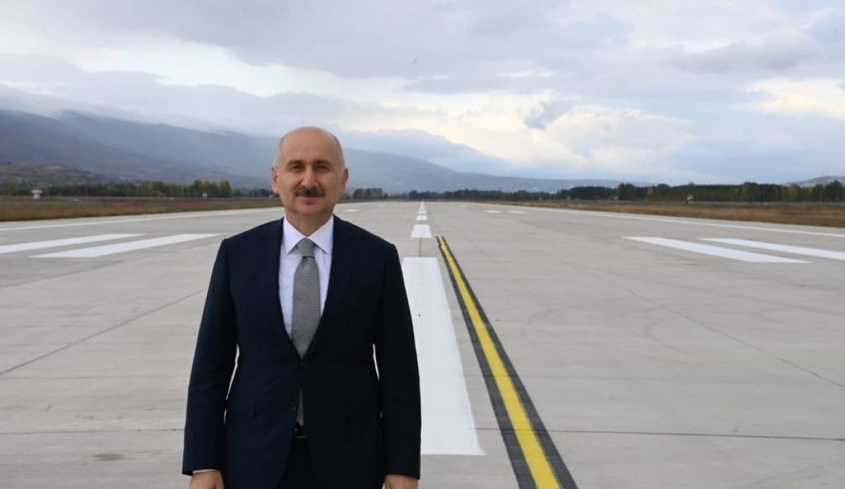 Adil Karaismailoğlu: İstanbul Havalimanı'nda check-in süresi sadece 1 dakika
