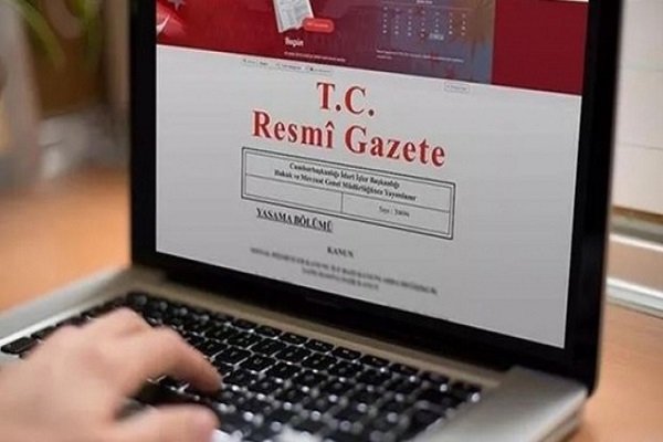 Afyonkarahisar'da vali yardımcısı ile 8 kaymakamın görev yeri değiştirildi