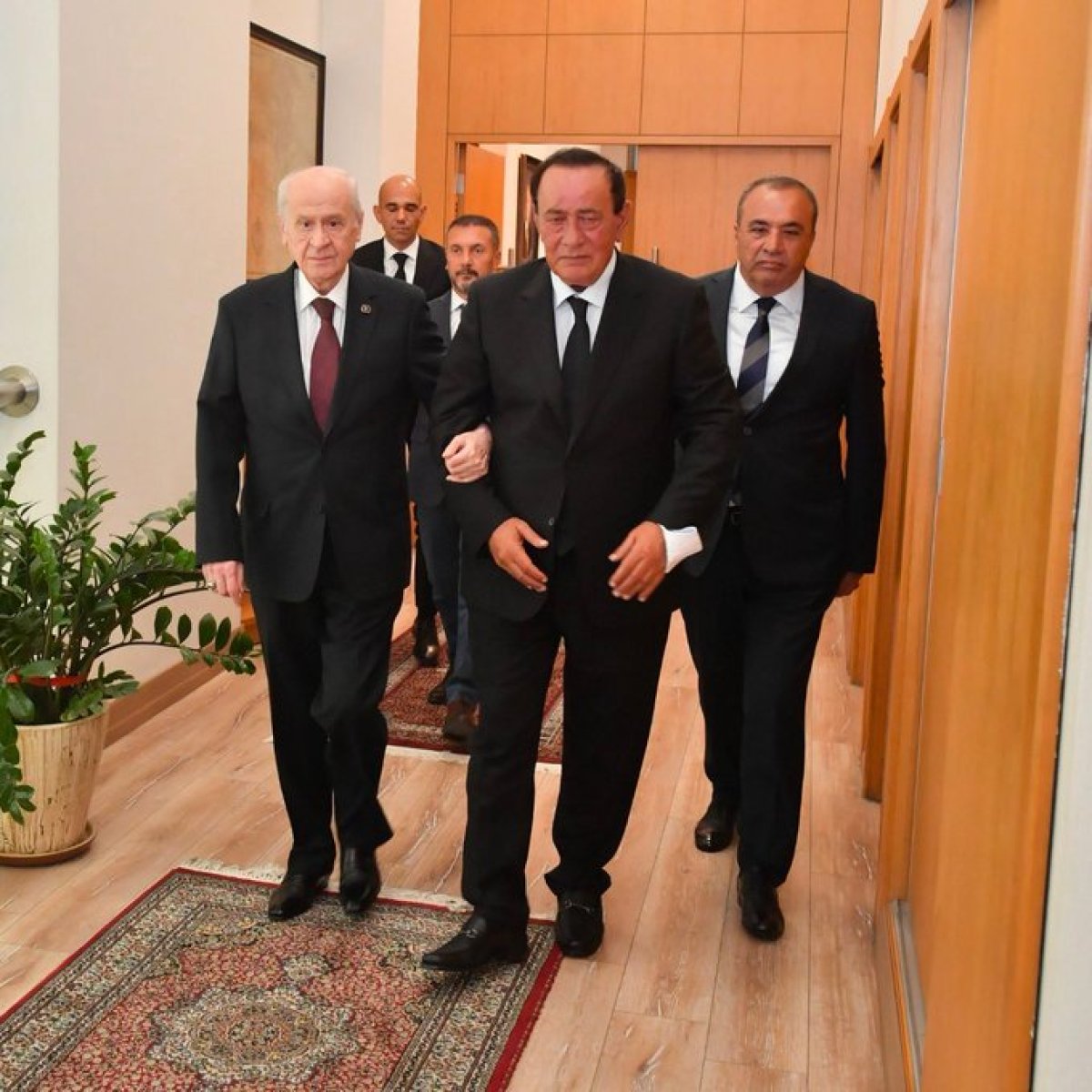 Alaattin Çakıcı, Devlet Bahçeli,yi makamında ziyaret etti