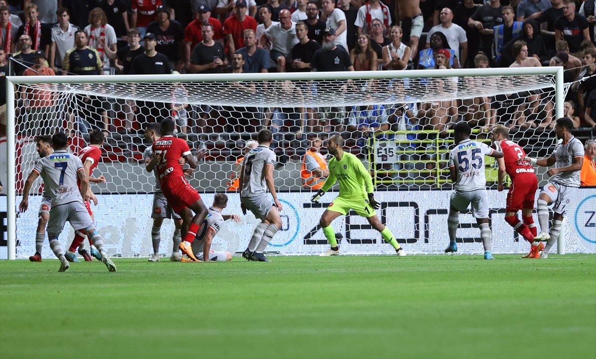 Başakşehir, UEFA Avrupa Konferans Ligi'nde gruplarda