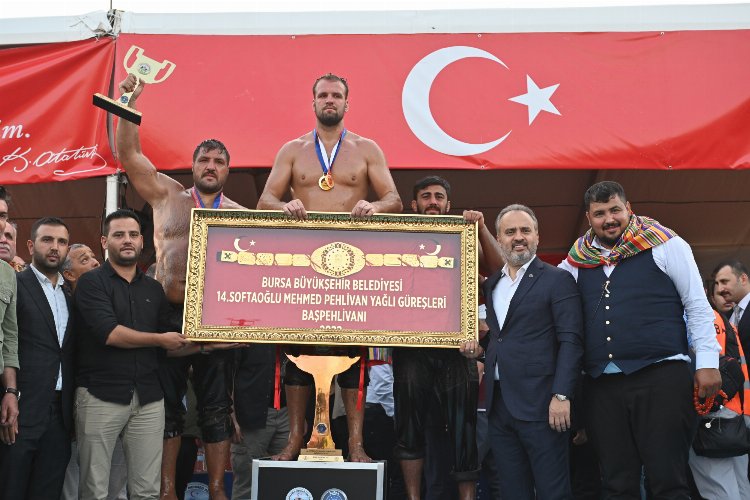 Başpehlivan Hüseyin Gümüşalan oldu