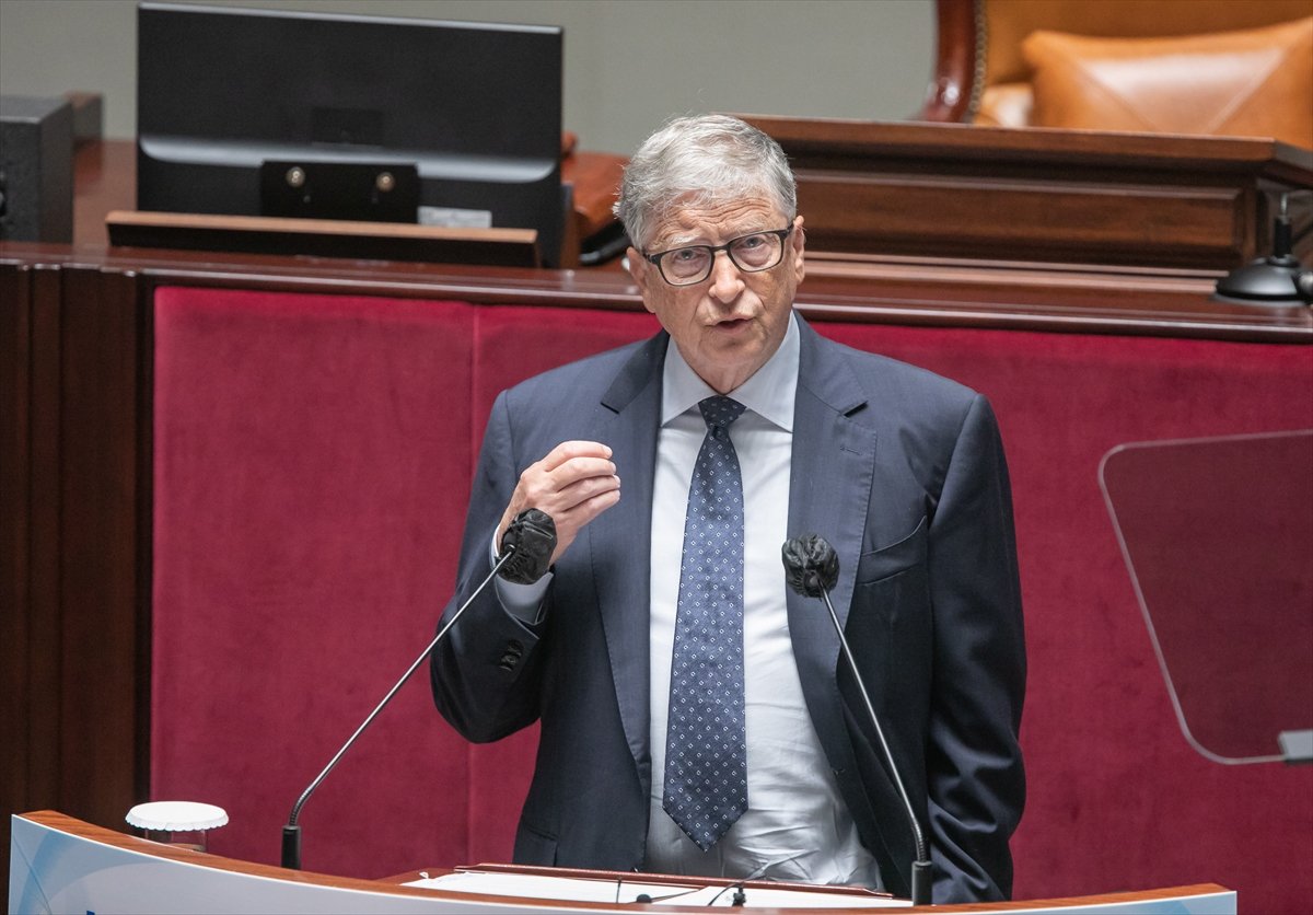Bill Gates, Güney Kore'de salgın hastalıklarla ilgili konuştu