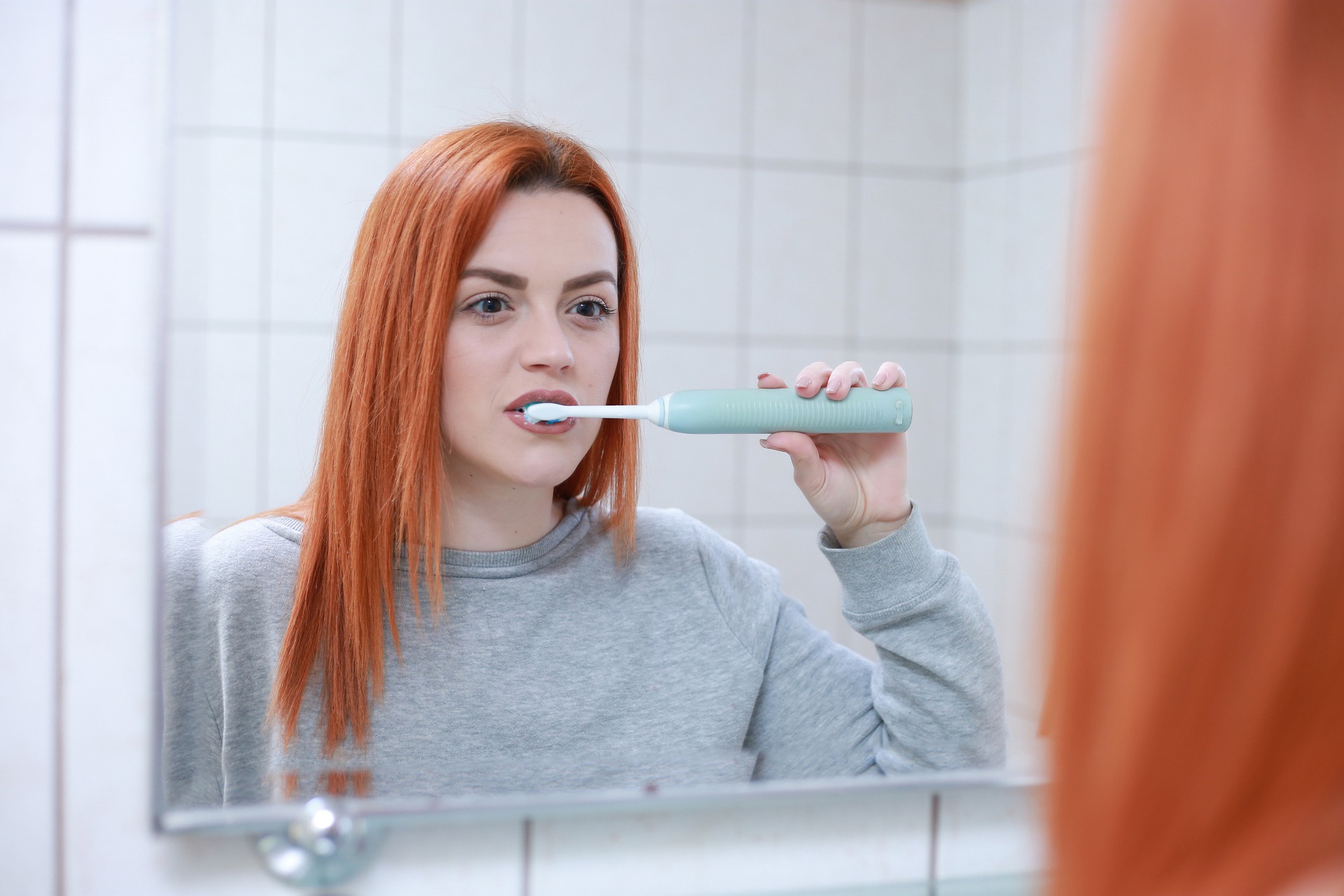 Diş Beyazlatma Tedavisi (Bleaching) Nedir?