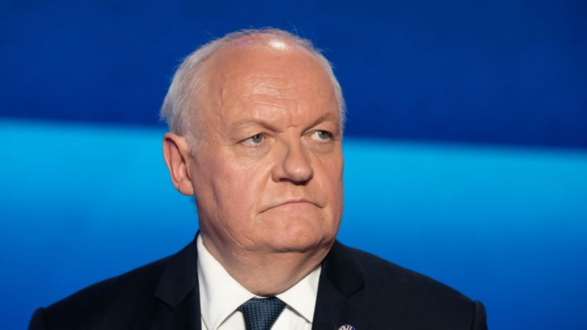 Fransız siyasetçi Cumhurbaşkanı Erdoğan ile Macron'un performansını kıyasladı