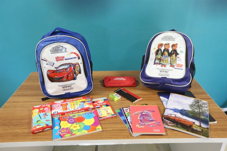 Gaziantep'te öğrencilere belediyeden destek