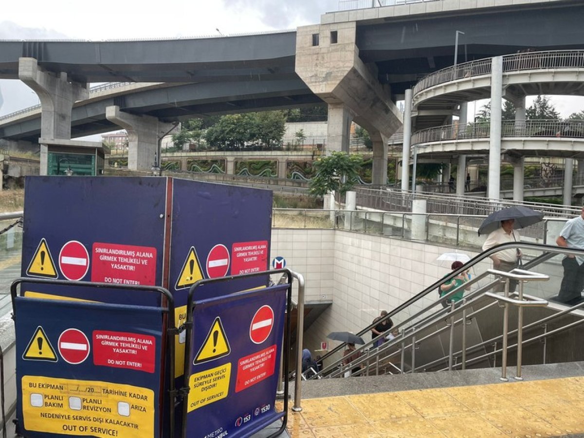 İBB'den çalışmayan yürüyen merdiven açıklaması