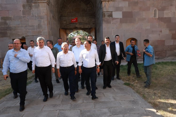 Kayseri&#039;ye yeni yatırım müjdeleri