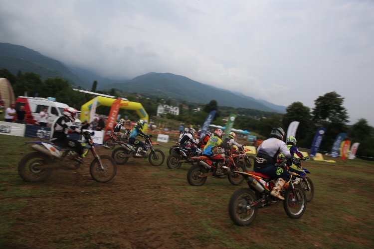 Kocaeli'de 'Süper Enduro' nefesleri kesti
