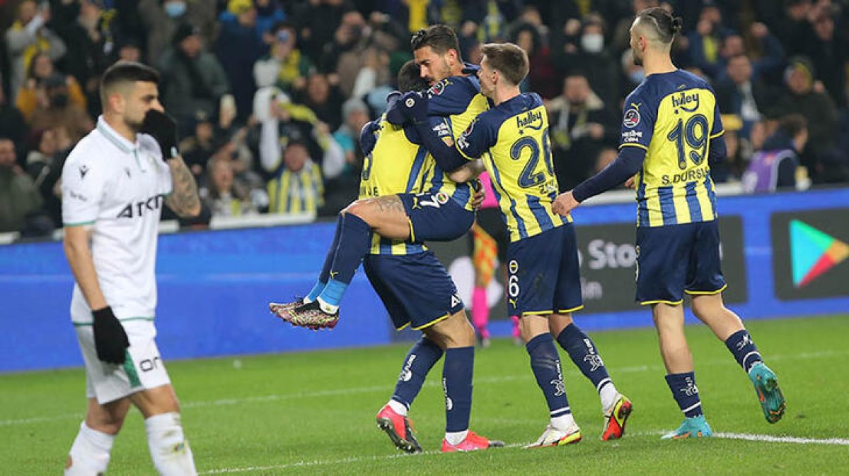 Konyaspor-Fenerbahçe maçına büyük ilgi