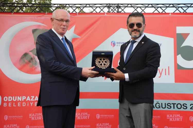 Odunpazarı'na Rotary 2430. Bölge'den anlamlı 'Zafer'