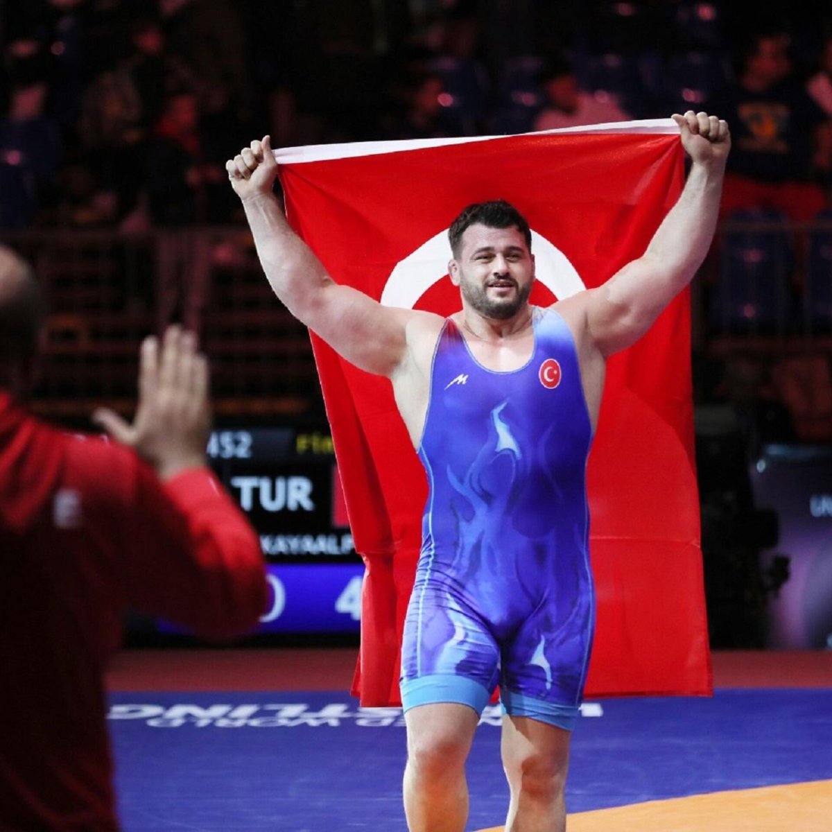 Rıza Kayaalp, yeni şampiyonluklarla tarihe geçmek istiyor