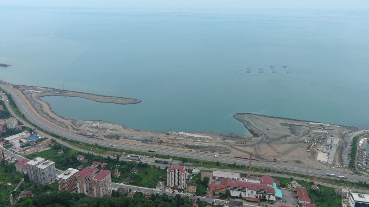 Rize Valisi Kemal Çeber, şehir hastanesi projesinin önemini anlattı