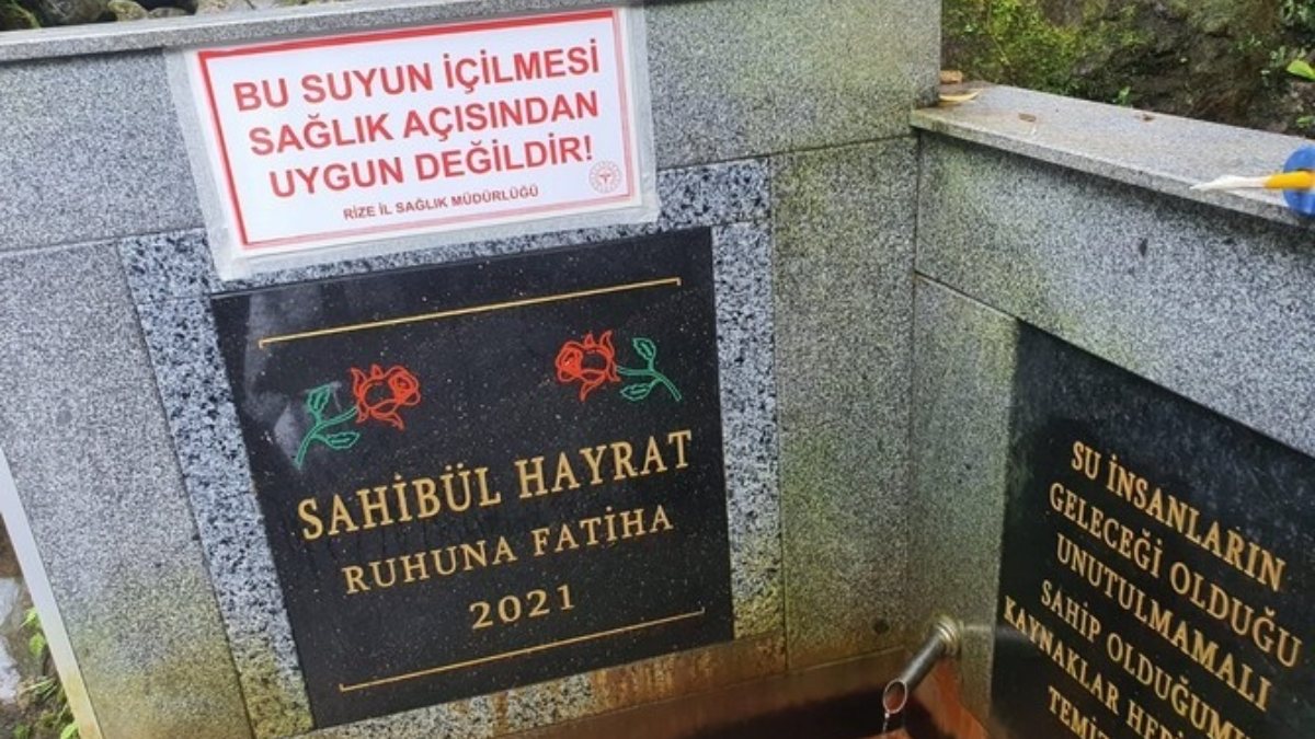 Rize'de zehirli çıkan suya asılan uyarı yazısı söküldü