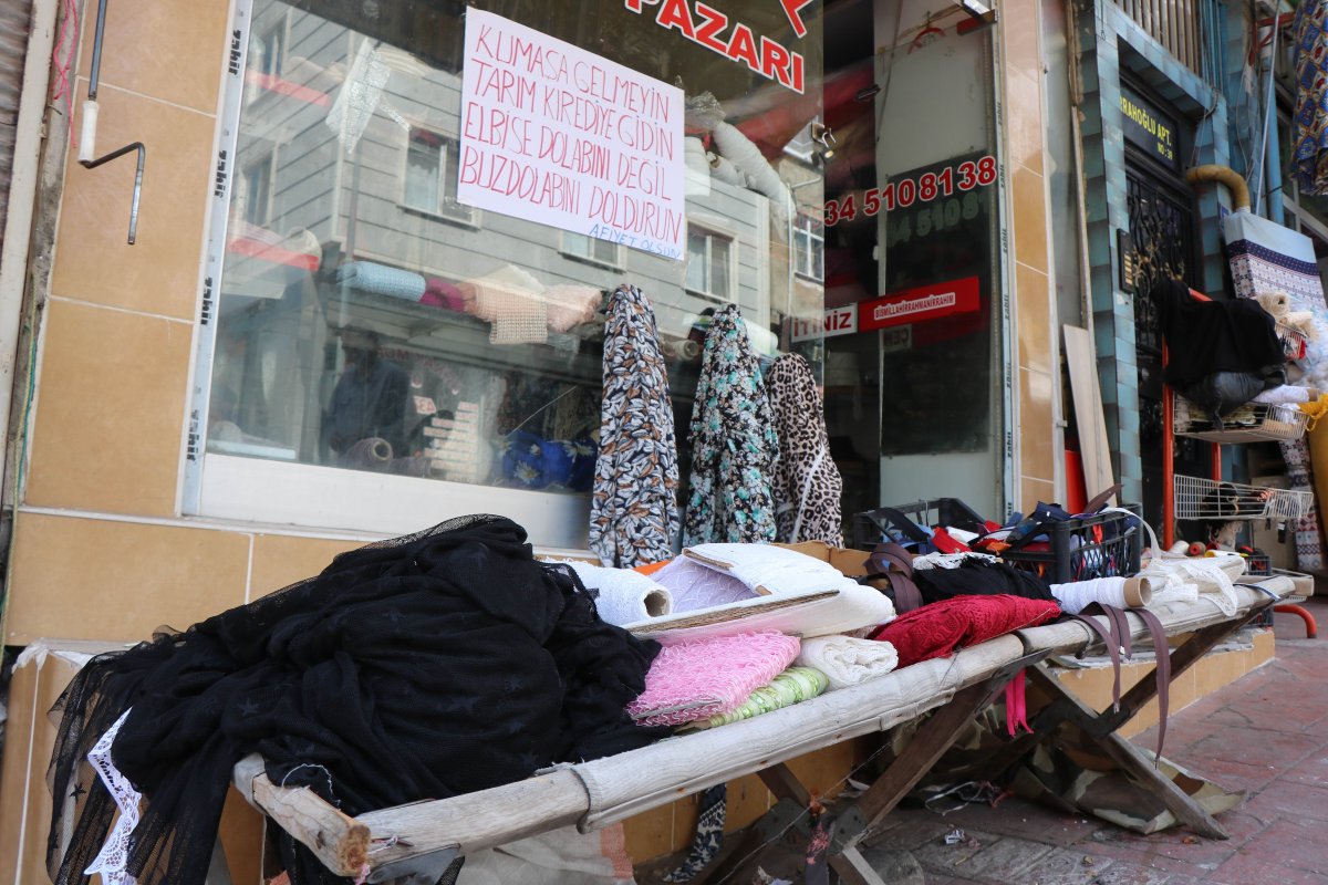 Samsun'daki esnafın dükkanına astığı yazı ilgi çekti