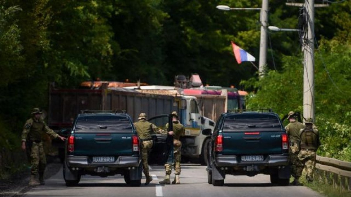 Sırbistan Cumhurbaşkanı Vucic: Priştine, Kosova'nın kuzeyine saldırmak istiyor