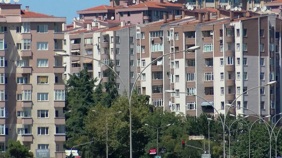 Sitelerde aidat tartışmaları bitmiyor