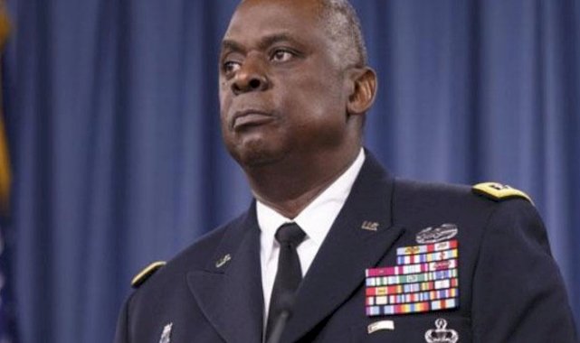 ABD Savunma Bakanı, Covid-19'a yakalandı