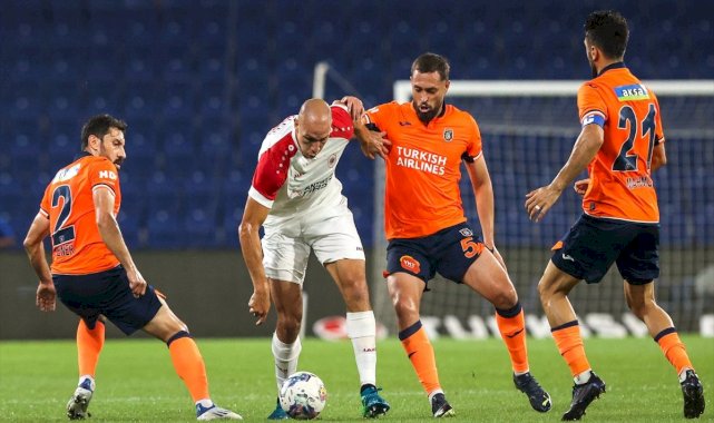 Başakşehir, Antwerp ile 1-1 berabere kaldı