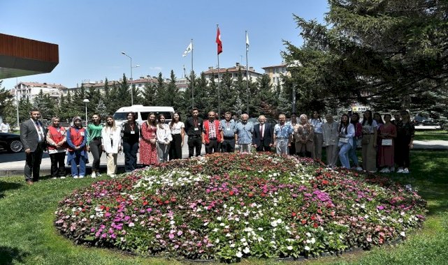 Başkan Büyükkılıç kardeş şehri Mostar'ın gençlerini ağırladı