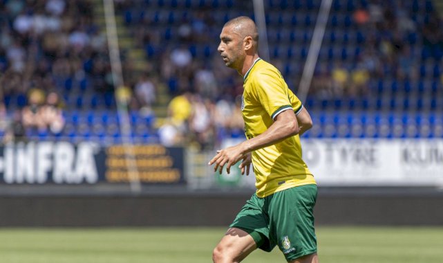 Burak Yılmaz, ilk maçında frikikten gol attı